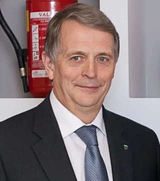 Inesis Boķis